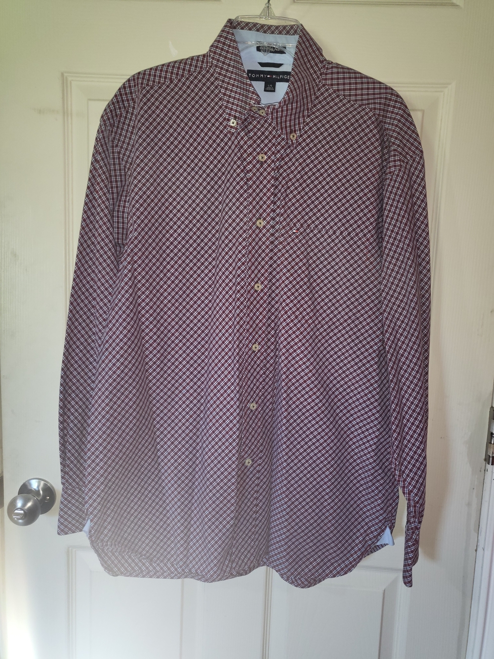 Tommy Hilfiger Men's Burgundy & Blue Patterned Button-up Shirt Large